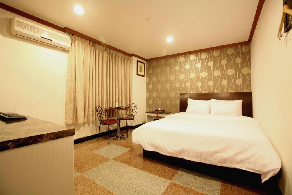 New World Hotel Yongsan Seúl Exterior foto